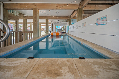 New Swim-Up Pool Bar